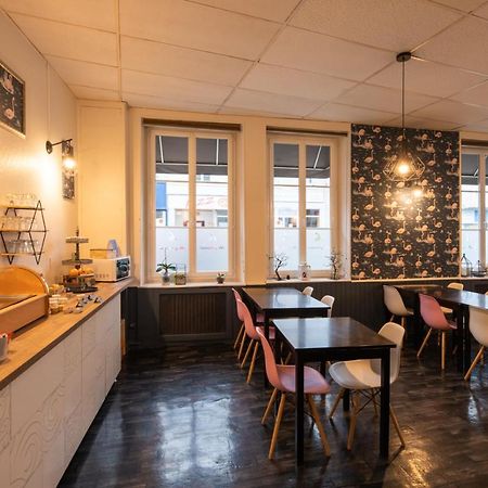 Logis Hotel Au Croissant Buzançais Exteriér fotografie
