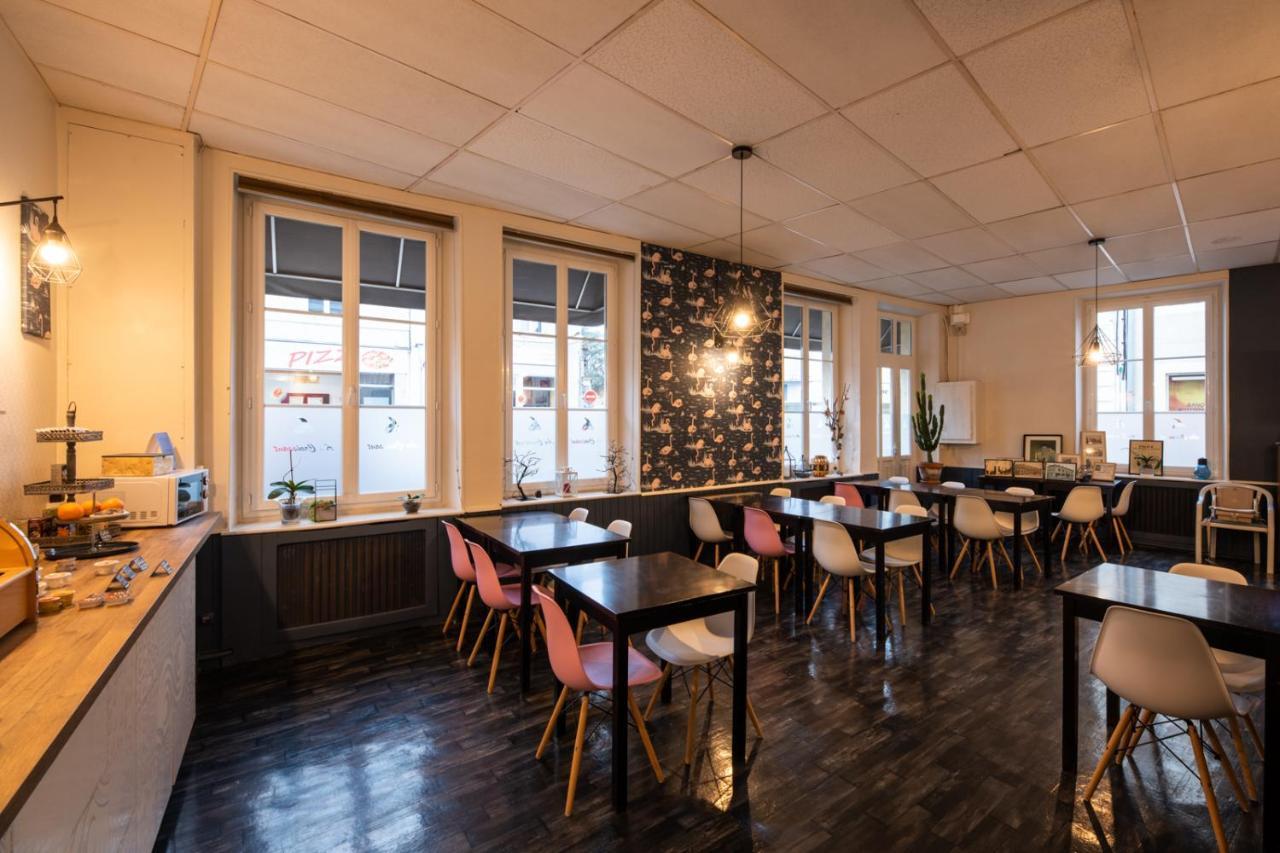 Logis Hotel Au Croissant Buzançais Exteriér fotografie