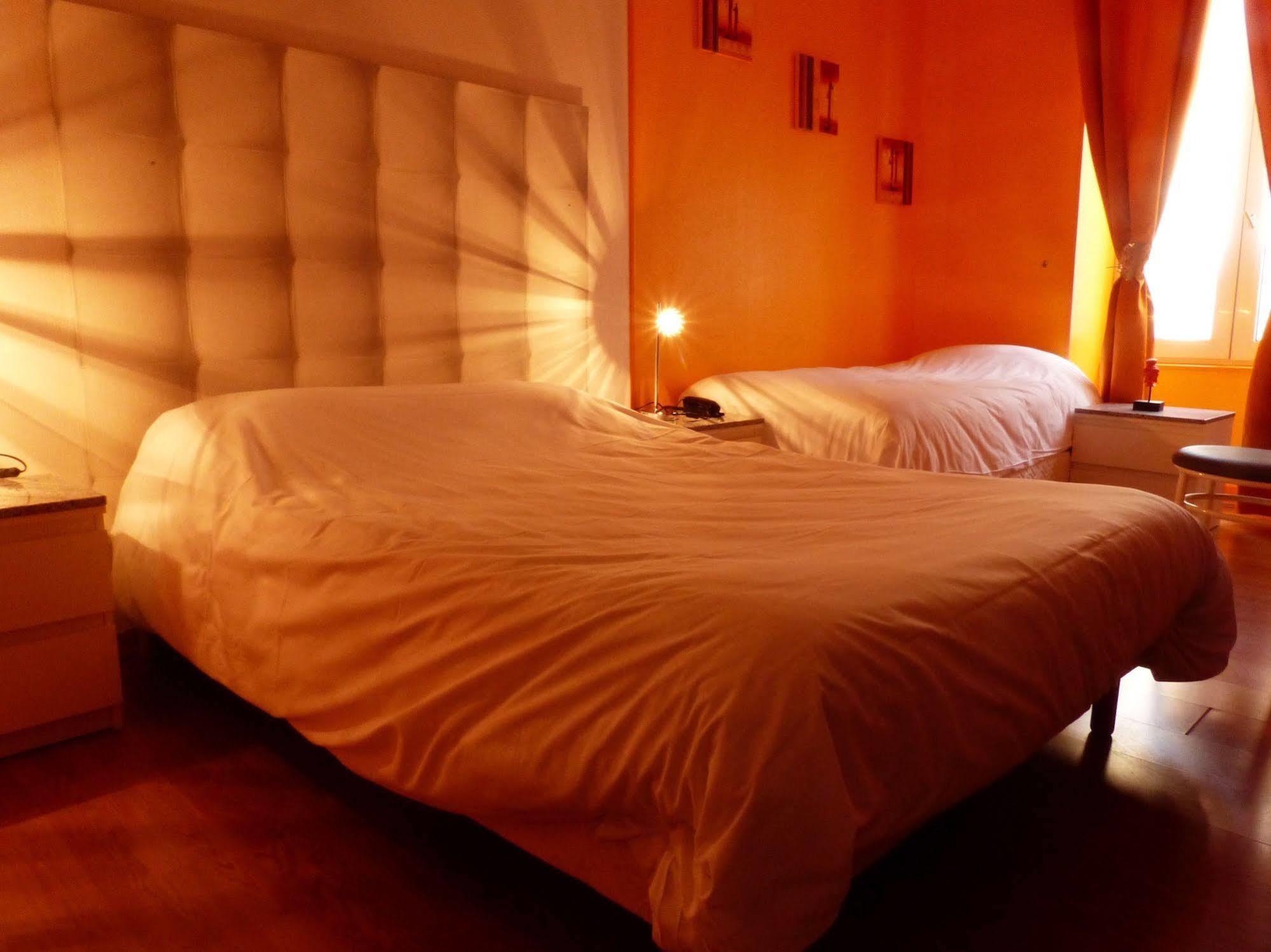Logis Hotel Au Croissant Buzançais Exteriér fotografie